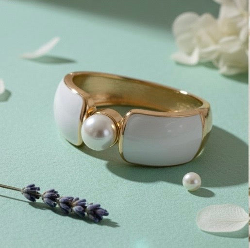 The Single Pearl Cuff