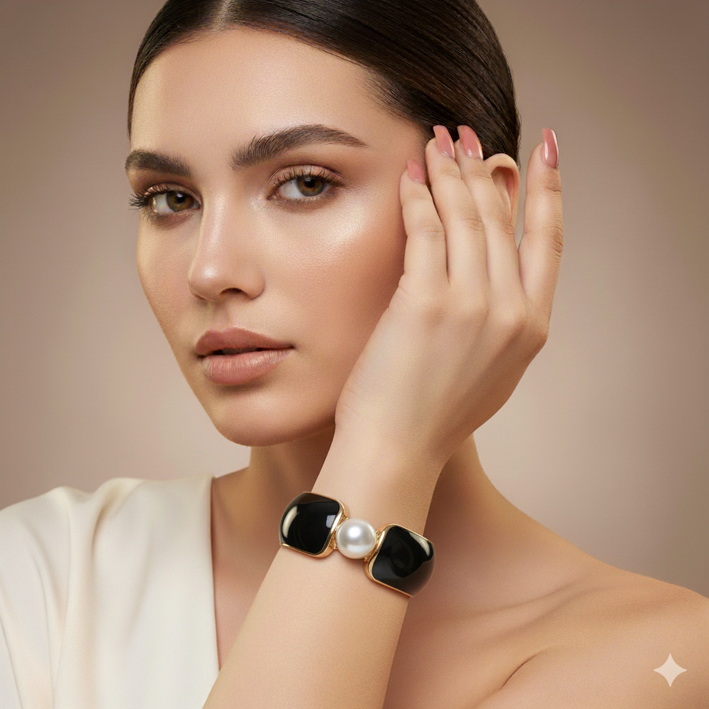 THE BLACK PEARL BRACELET