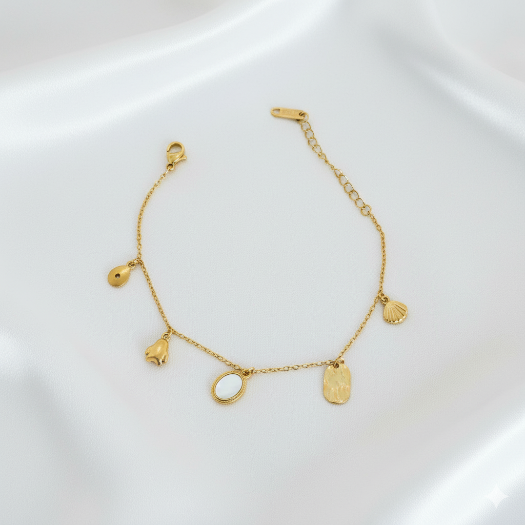 ELEGANT SHELL BRACELET