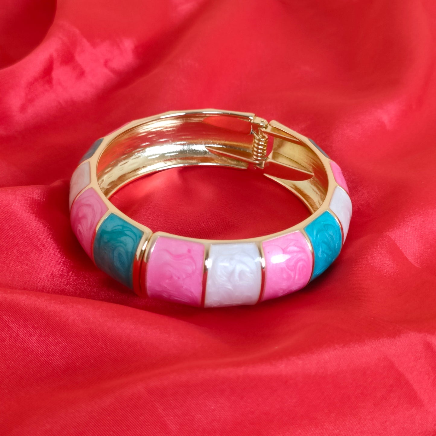 VIVIDIA BRACELET