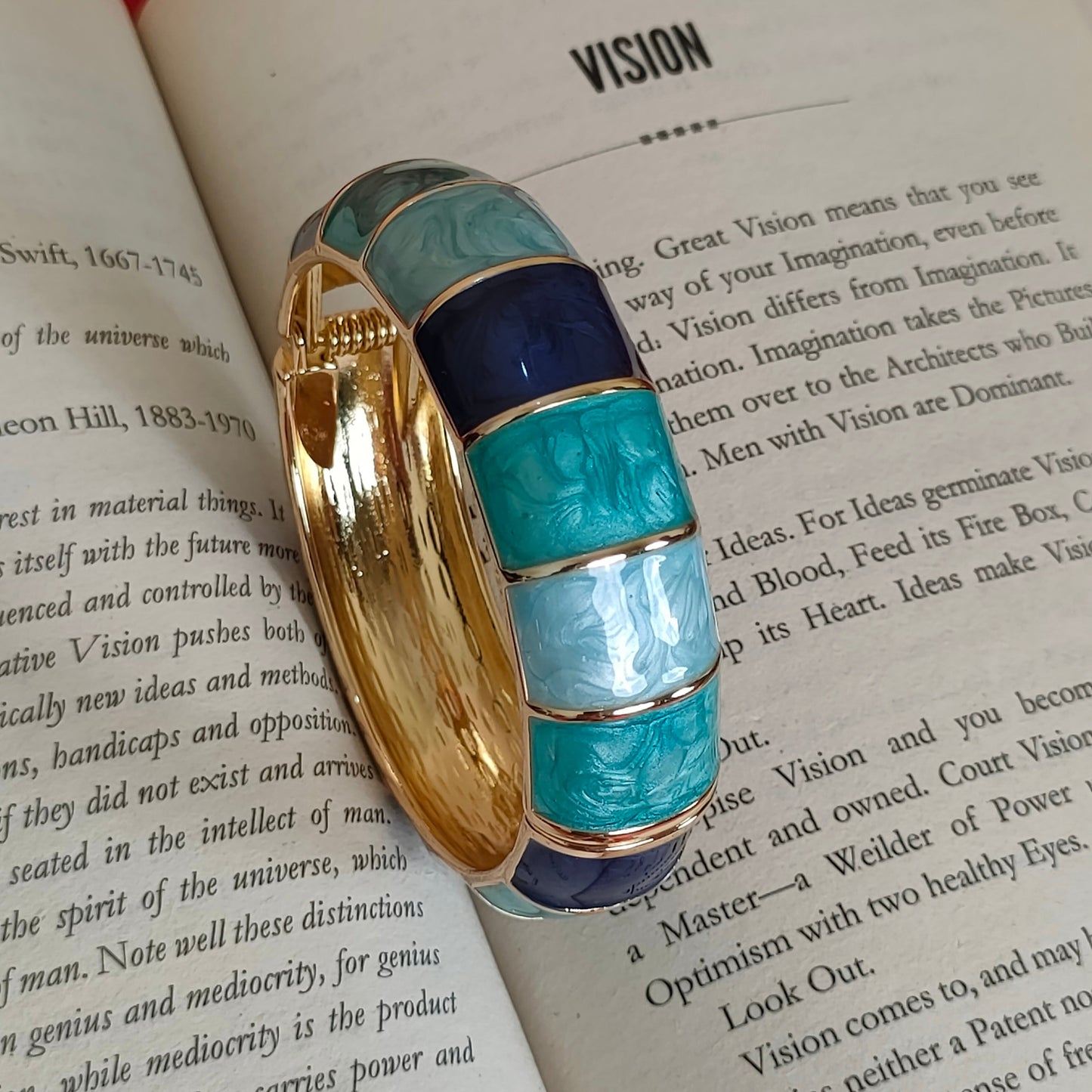 LUXURA BRACELET