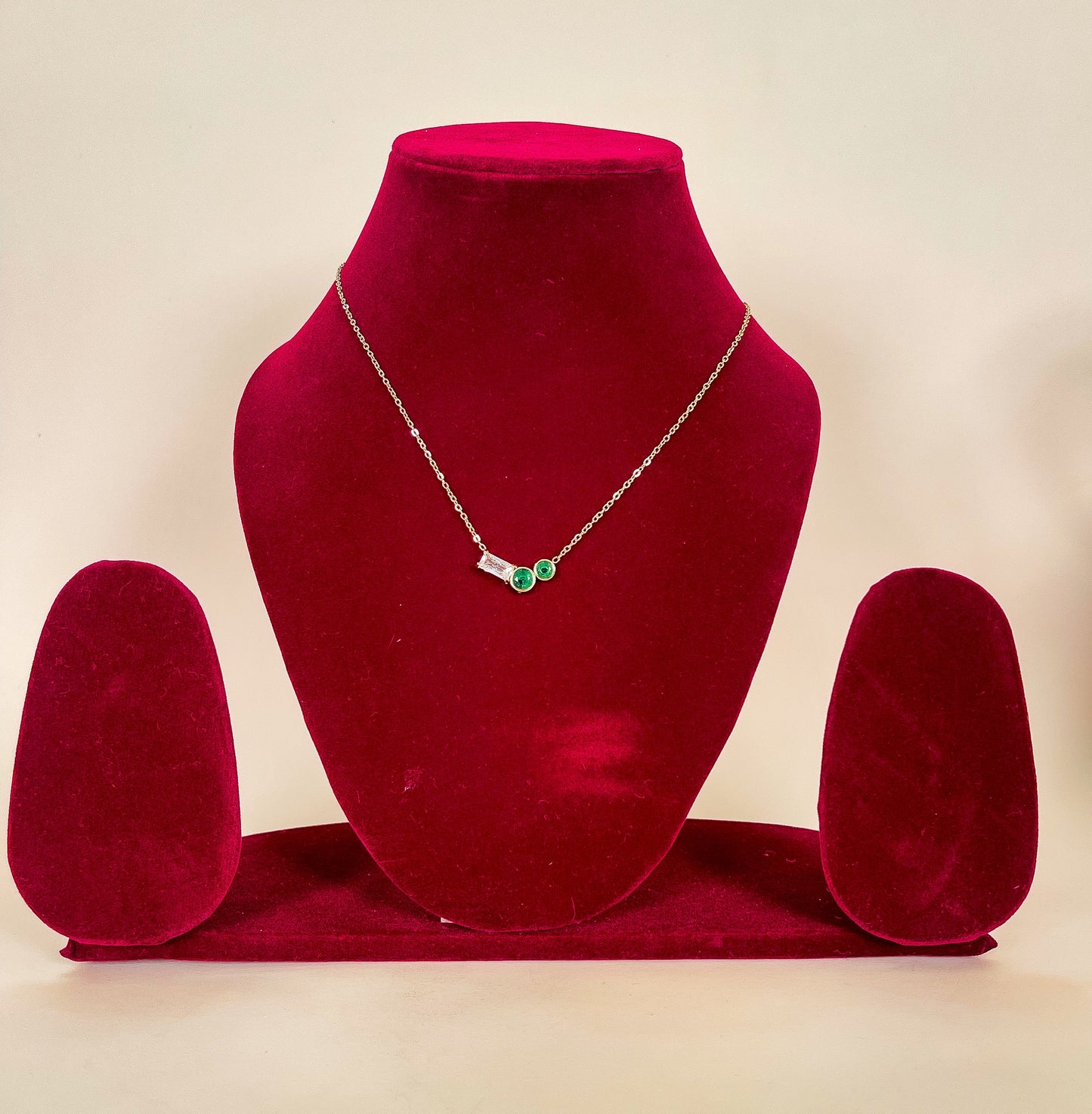 GREEN STONE